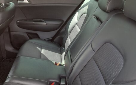 KIA Sportage IV рестайлинг, 2016 год, 1 680 000 рублей, 31 фотография