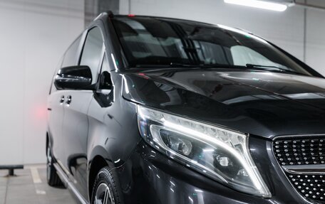 Mercedes-Benz V-Класс, 2019 год, 5 990 000 рублей, 4 фотография