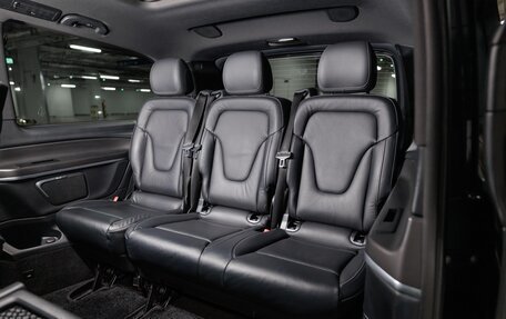 Mercedes-Benz V-Класс, 2019 год, 5 990 000 рублей, 25 фотография