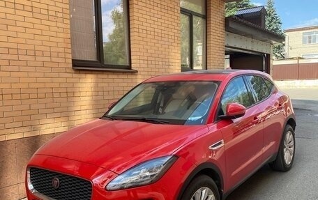 Jaguar E-Pace, 2018 год, 4 100 000 рублей, 3 фотография