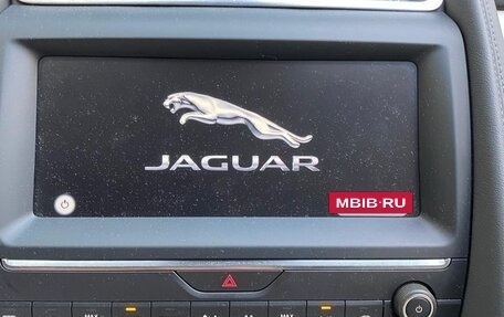 Jaguar E-Pace, 2018 год, 4 100 000 рублей, 7 фотография