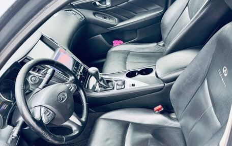 Infiniti Q50 I рестайлинг, 2014 год, 1 550 000 рублей, 10 фотография