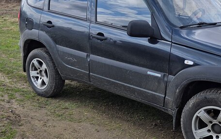 Chevrolet Niva I рестайлинг, 2011 год, 650 000 рублей, 6 фотография