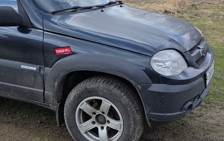 Chevrolet Niva I рестайлинг, 2011 год, 650 000 рублей, 5 фотография