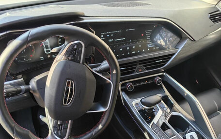 Geely Tugella FY11, 2022 год, 2 700 000 рублей, 2 фотография