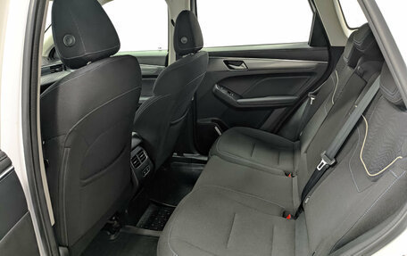 Haval Jolion, 2023 год, 1 800 000 рублей, 18 фотография