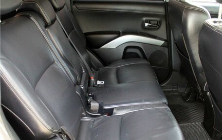 Mitsubishi Outlander III рестайлинг 3, 2011 год, 1 299 000 рублей, 9 фотография