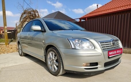 Toyota Avensis III рестайлинг, 2003 год, 760 000 рублей, 1 фотография