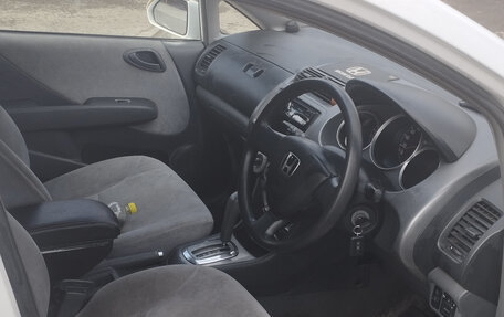 Honda Fit Aria, 2006 год, 400 000 рублей, 4 фотография