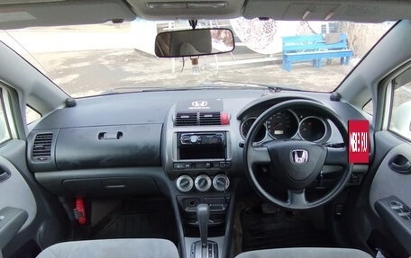 Honda Fit Aria, 2006 год, 400 000 рублей, 5 фотография