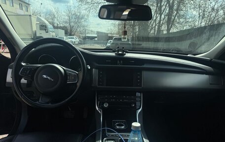 Jaguar XF II, 2017 год, 1 860 000 рублей, 7 фотография