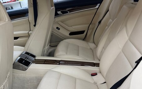 Porsche Panamera II рестайлинг, 2012 год, 2 490 000 рублей, 12 фотография