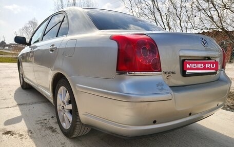 Toyota Avensis III рестайлинг, 2003 год, 760 000 рублей, 4 фотография