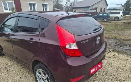 Hyundai Solaris II рестайлинг, 2012 год, 550 000 рублей, 4 фотография