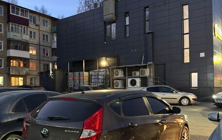 Hyundai Solaris II рестайлинг, 2015 год, 1 100 000 рублей, 2 фотография