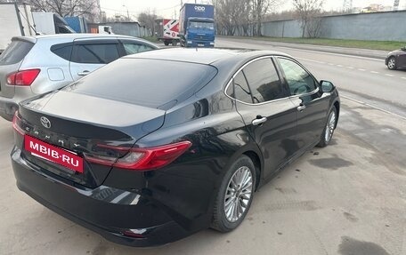 Toyota Camry, 2024 год, 3 450 000 рублей, 2 фотография