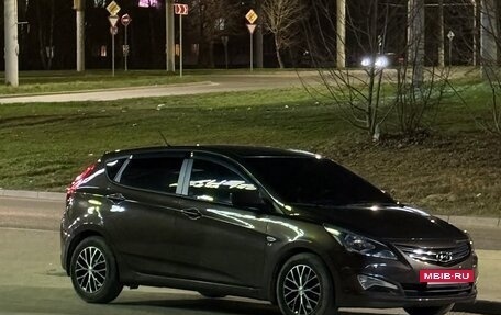 Hyundai Solaris II рестайлинг, 2015 год, 1 100 000 рублей, 3 фотография