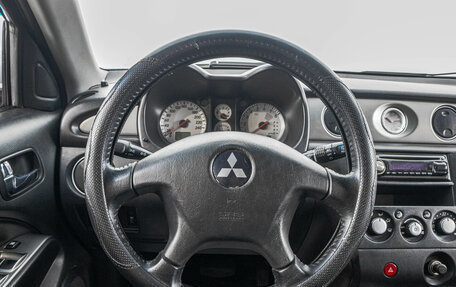 Mitsubishi Outlander III рестайлинг 3, 2005 год, 949 000 рублей, 14 фотография