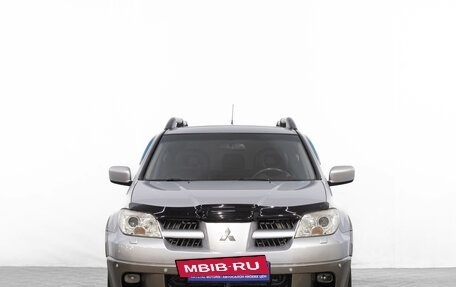Mitsubishi Outlander III рестайлинг 3, 2005 год, 949 000 рублей, 2 фотография