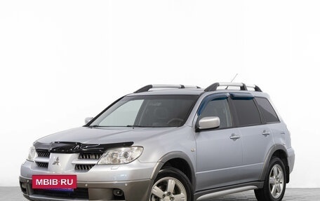 Mitsubishi Outlander III рестайлинг 3, 2005 год, 949 000 рублей, 4 фотография