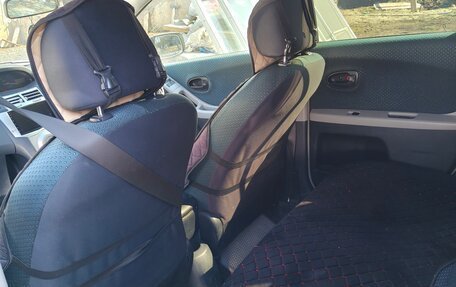 Toyota Vitz, 2005 год, 430 000 рублей, 5 фотография