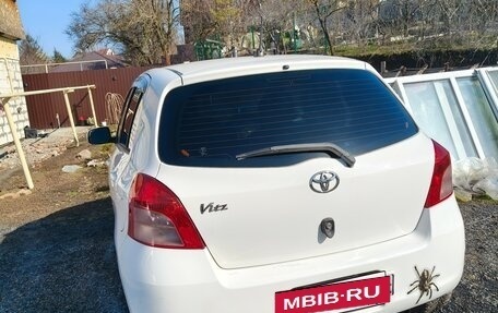 Toyota Vitz, 2005 год, 430 000 рублей, 3 фотография
