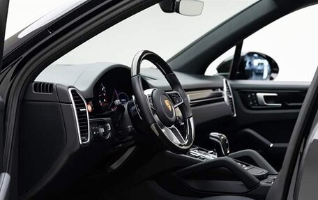 Porsche Cayenne III, 2022 год, 11 675 000 рублей, 9 фотография