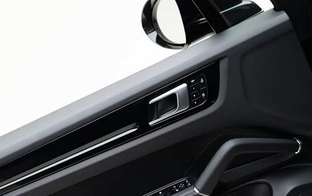 Porsche Cayenne III, 2022 год, 11 675 000 рублей, 20 фотография