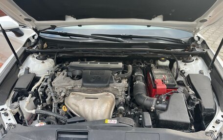 Toyota Camry, 2018 год, 2 650 000 рублей, 12 фотография