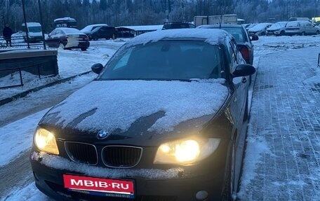 BMW 1 серия, 2006 год, 800 000 рублей, 15 фотография