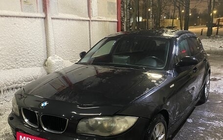 BMW 1 серия, 2006 год, 800 000 рублей, 19 фотография