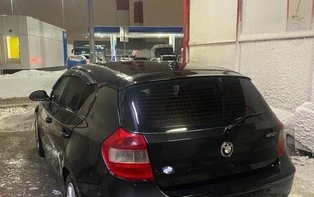 BMW 1 серия, 2006 год, 800 000 рублей, 20 фотография