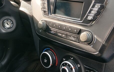 KIA Rio III рестайлинг, 2013 год, 720 000 рублей, 9 фотография