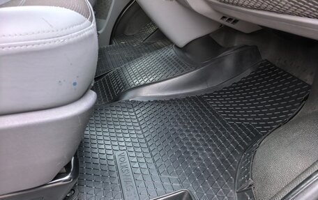 Volkswagen Caravelle T5, 2013 год, 1 650 000 рублей, 18 фотография