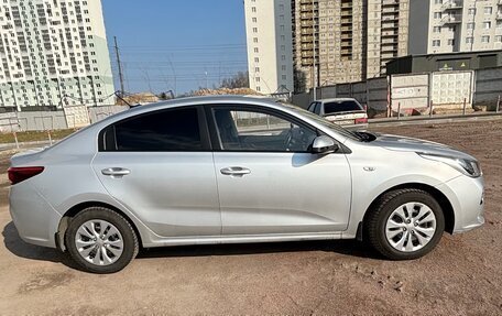 KIA Rio IV, 2017 год, 1 140 000 рублей, 4 фотография