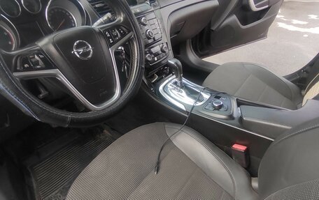 Opel Insignia II рестайлинг, 2011 год, 700 000 рублей, 2 фотография