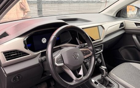 Volkswagen Taos, 2021 год, 2 440 000 рублей, 13 фотография