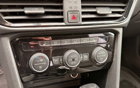 Volkswagen Taos, 2021 год, 2 440 000 рублей, 11 фотография