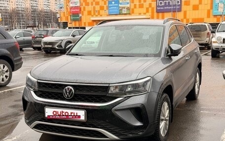 Volkswagen Taos, 2021 год, 2 440 000 рублей, 21 фотография