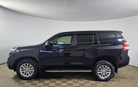 Toyota Land Cruiser Prado 150 рестайлинг 2, 2015 год, 3 630 000 рублей, 8 фотография