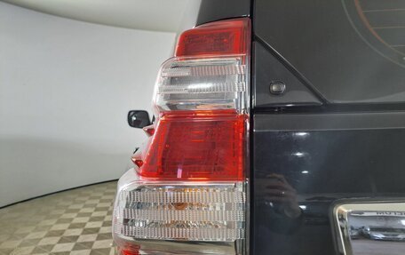 Toyota Land Cruiser Prado 150 рестайлинг 2, 2015 год, 3 630 000 рублей, 9 фотография