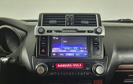 Toyota Land Cruiser Prado 150 рестайлинг 2, 2015 год, 3 630 000 рублей, 15 фотография