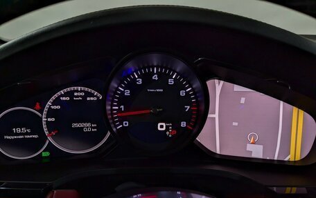 Porsche Cayenne III, 2018 год, 5 000 000 рублей, 18 фотография