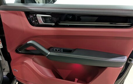 Porsche Cayenne III, 2018 год, 5 000 000 рублей, 25 фотография