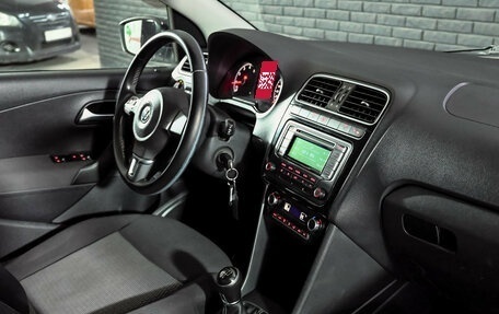 Volkswagen Polo VI (EU Market), 2014 год, 800 000 рублей, 14 фотография