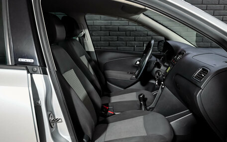 Volkswagen Polo VI (EU Market), 2014 год, 800 000 рублей, 18 фотография