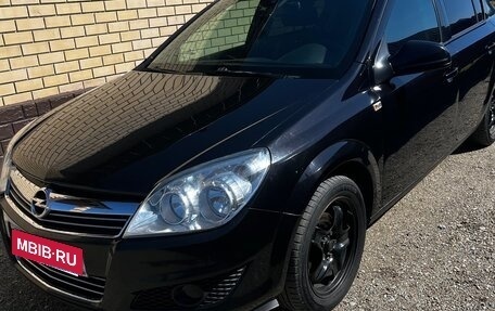 Opel Astra H, 2011 год, 539 000 рублей, 1 фотография