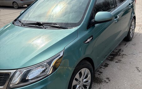 KIA Rio III рестайлинг, 2014 год, 850 000 рублей, 5 фотография