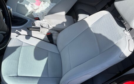 BMW 1 серия, 2008 год, 900 000 рублей, 12 фотография