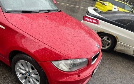 BMW 1 серия, 2008 год, 900 000 рублей, 31 фотография